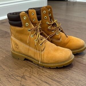 Timberland Tan Leather Boots with Yellow Laces